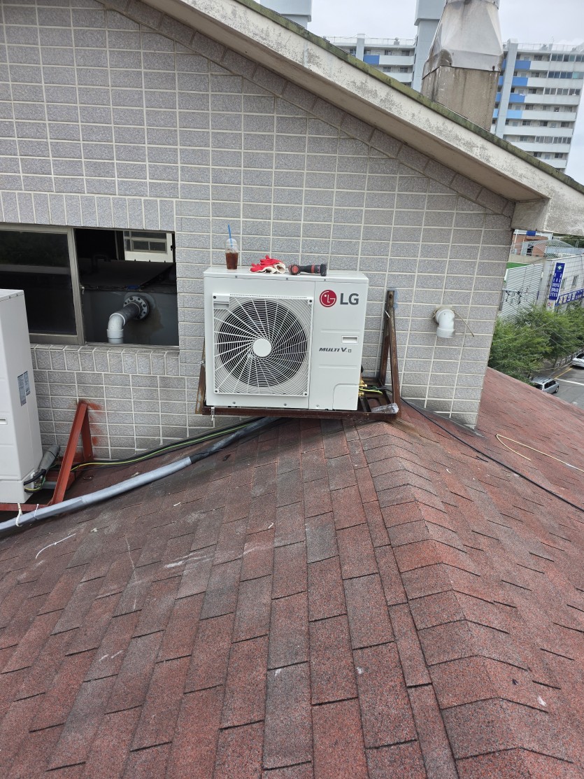 fc1271b3e67a0ca225d375e22a43d7c7_1782459125_7373.jpg